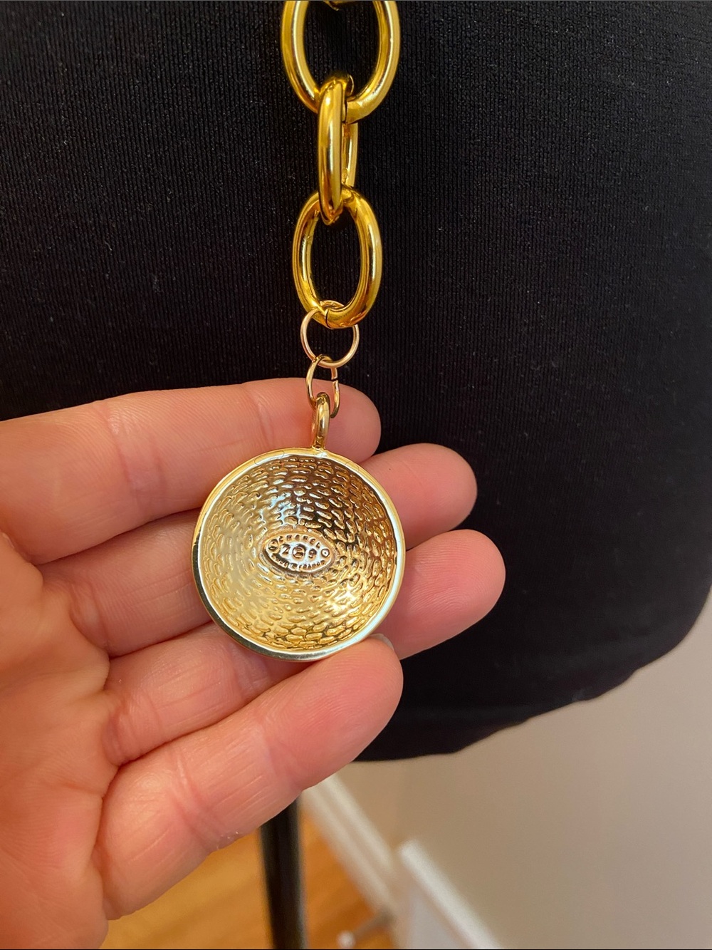 Gold Link Chain Waist Belt with Chanel CC Medallion Drop - Picture 3 of 9